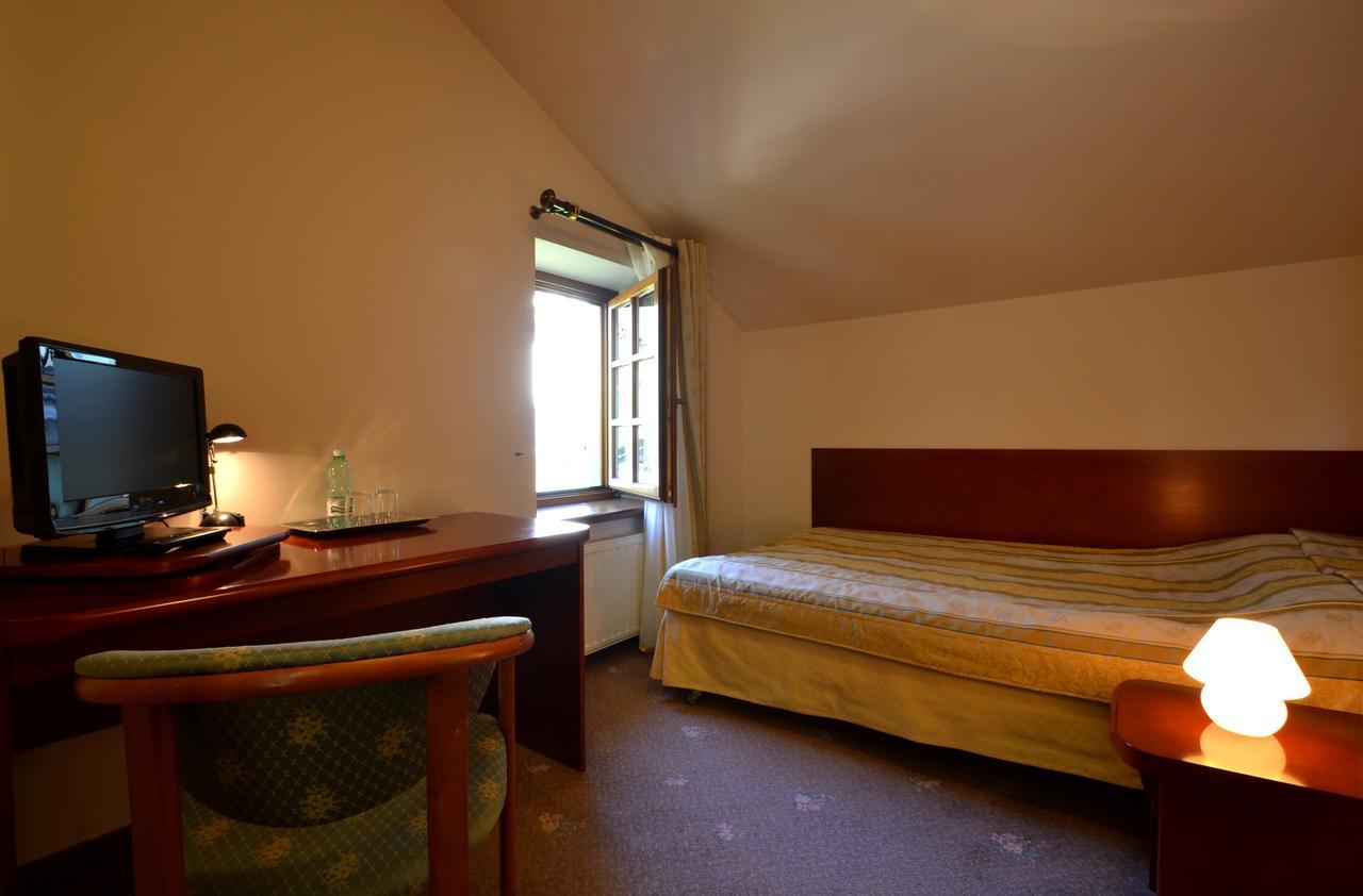 Grant Hotel 3*